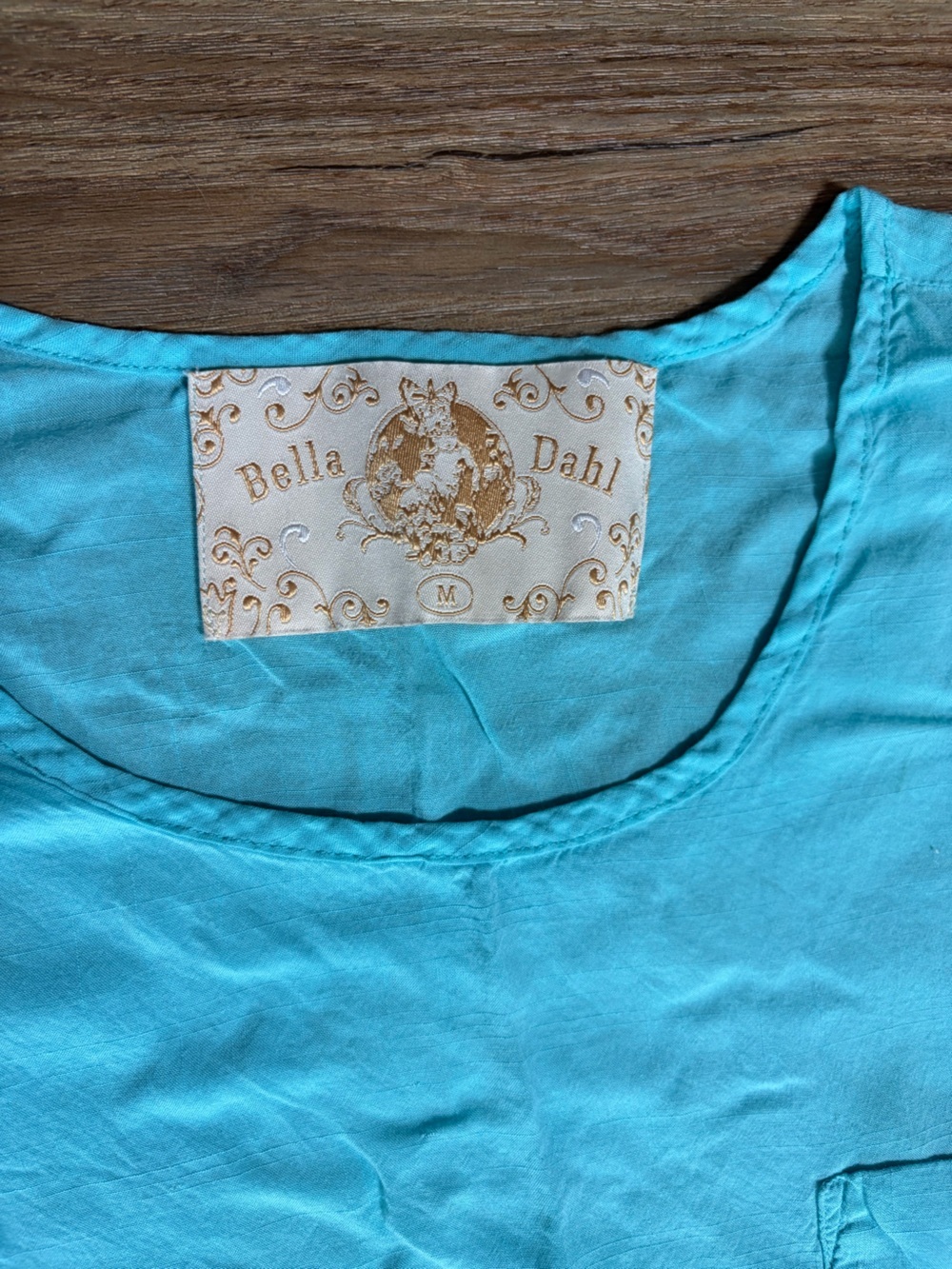 Bella Dahl lightweight short sleeve relaxed top - Picture 6 of 9